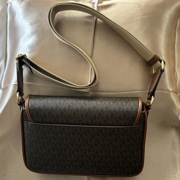 NWT MICHAEL Michael Kors Bradshaw Crossbody Bag Brown MK Signature + Care Card - Picture 3 of 7